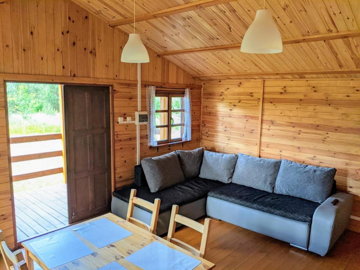 Letniskowy Nad Jeziorem Apartment