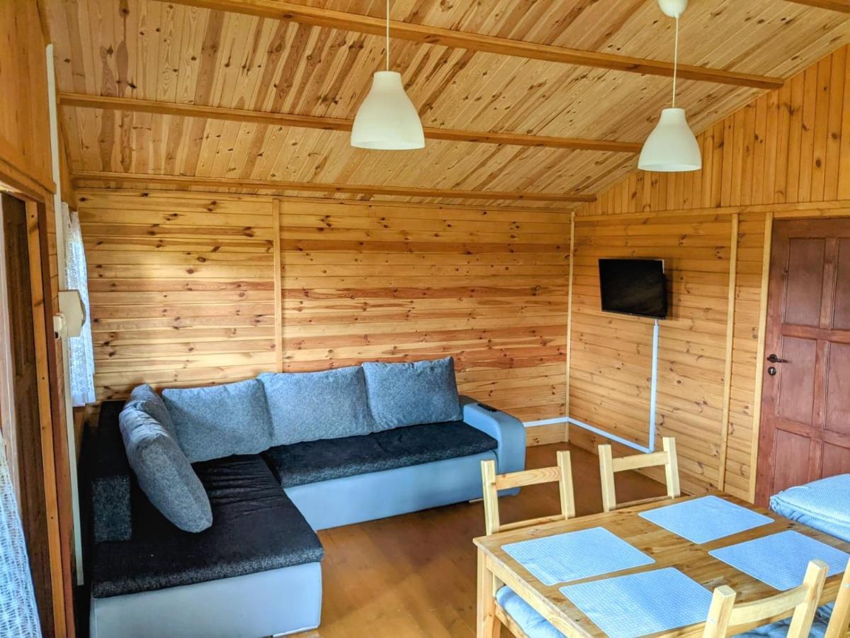 Letniskowy Nad Jeziorem Apartment *